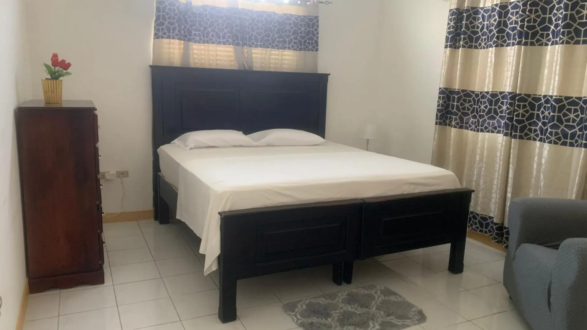Caribbean Escape Hotel Portmore Vendégház